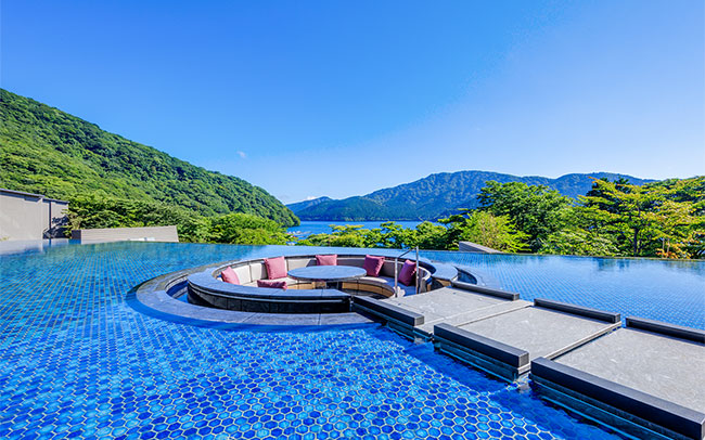「東京~箱根空の旅と湖畔のくつろぎ」 プラン